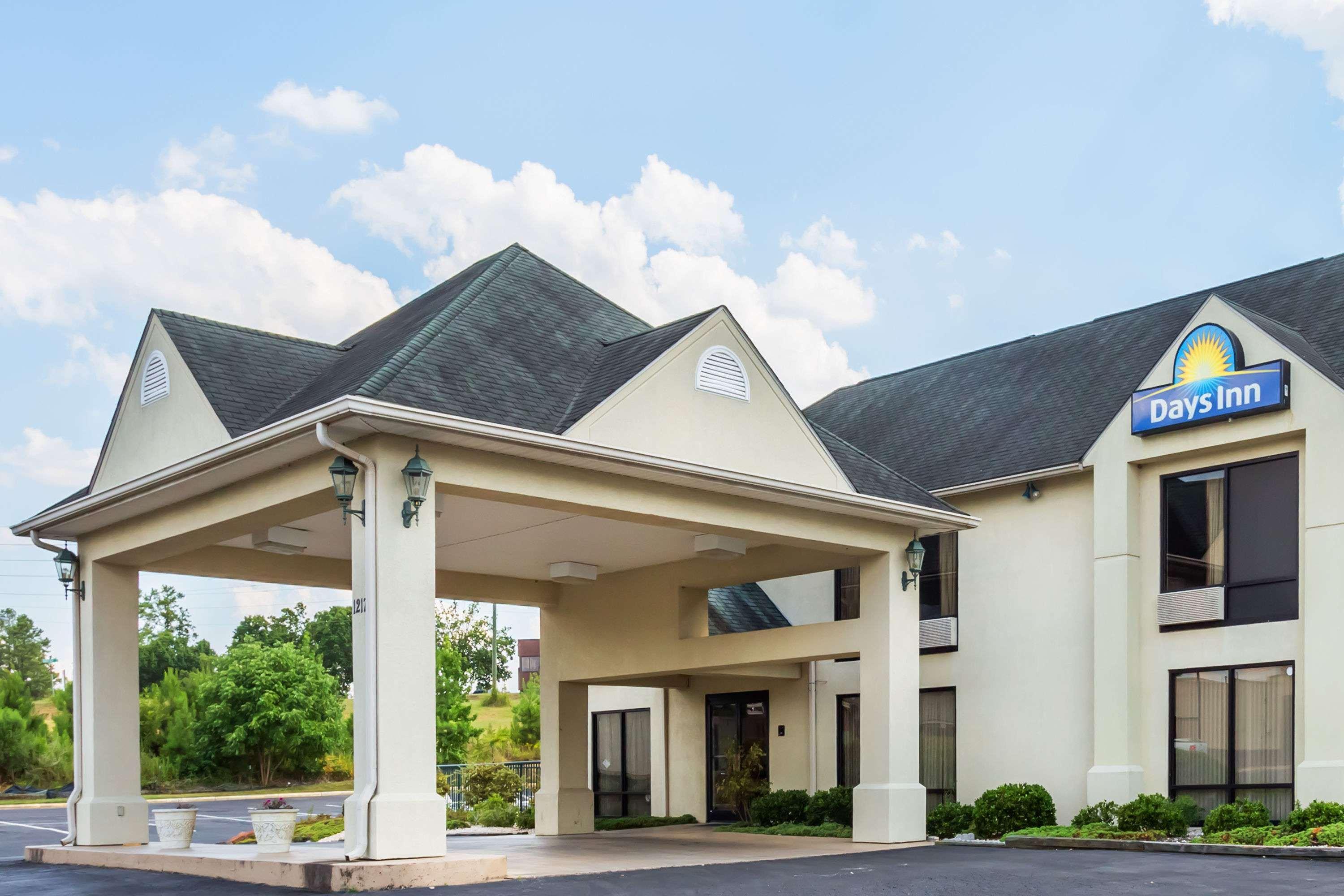 Days Inn By Wyndham Сэнфорд Экстерьер фото